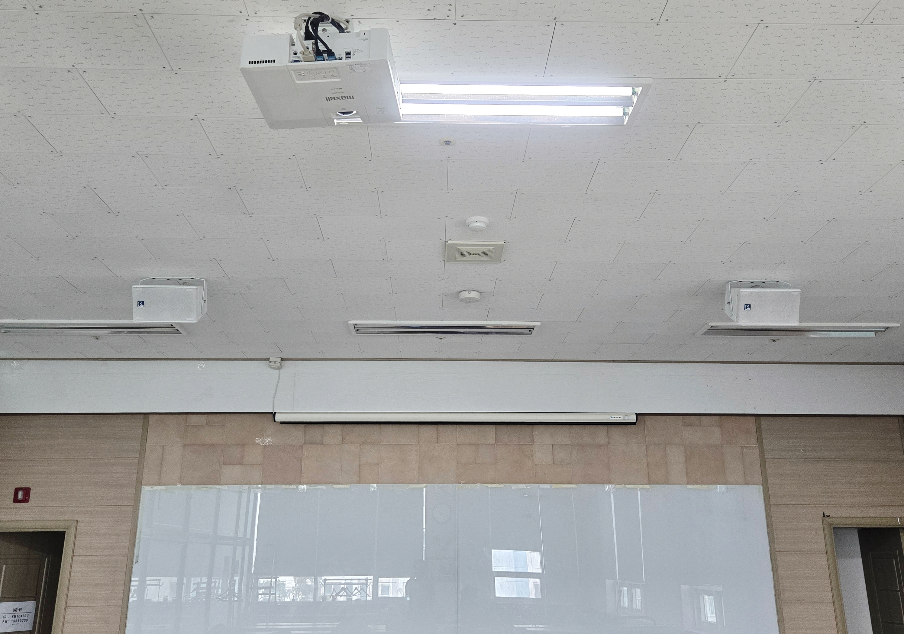 SE-ea20a6d8-deb1-46a6-861a-1029abfb553f.jpg